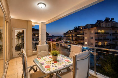 1+1 Lägenhet i Oba, Antalya, Turkiet Nr. 225683 - 9