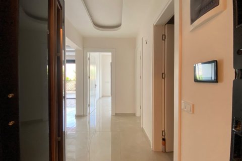 2+1 Leilighet i Mahmutlar, Antalya, Tyrkia Nr. 237413 - 12