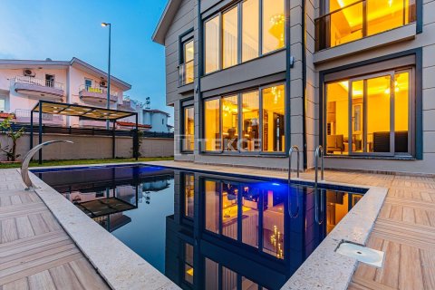 3+1 Villa  i Serik, Antalya, Tyrkiet Nr. 226431