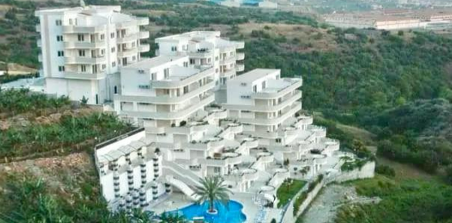 2+1 Lägenhet  i Mahmutlar, Antalya, Turkiet Nr. 221274