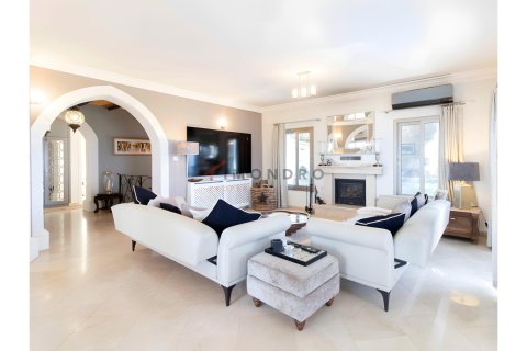 4+1 Villa  i Karsiyaka, Girne,  Nr. 224486 - 8