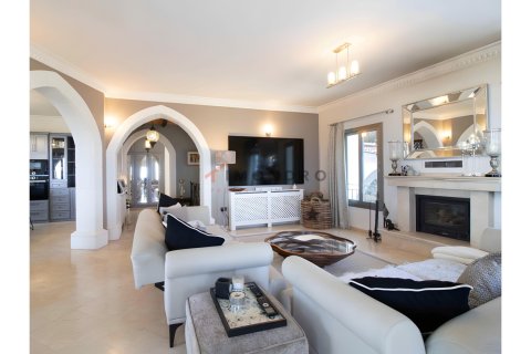 4+1 Villa  i Karsiyaka, Girne,  Nr. 224486 - 9