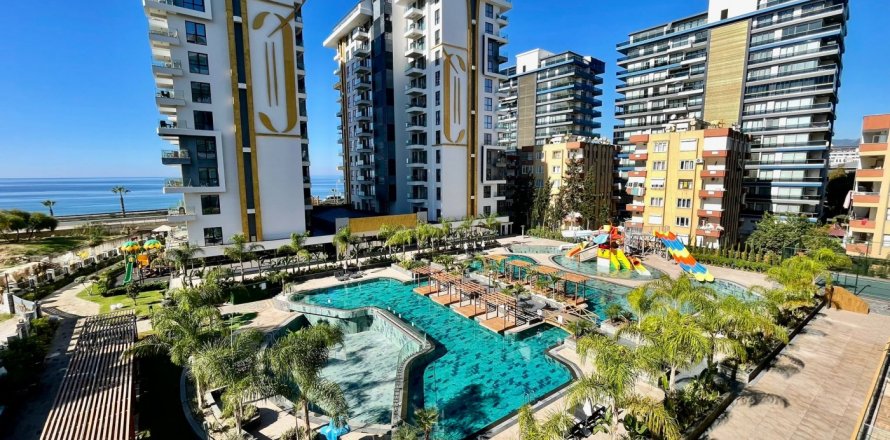 1+1 Lejlighed  i Mahmutlar, Antalya, Tyrkiet Nr. 215244