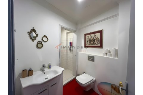 آپارتمان در Beyoglu،  Istanbul ، ترکیه 2 خوابه ، 144 متر مربع.  شماره 221118 - 8
