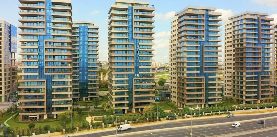 5+2 Wohnung  in Istanbul, Türkei Nr. 90414