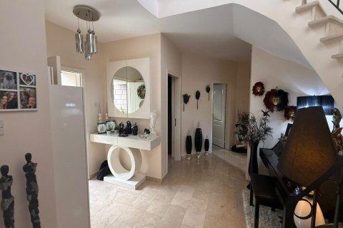 Продажа виллы в Каршияке, Гирне, Северный Кипр 3+2, 185м2, №214680 – фото 10