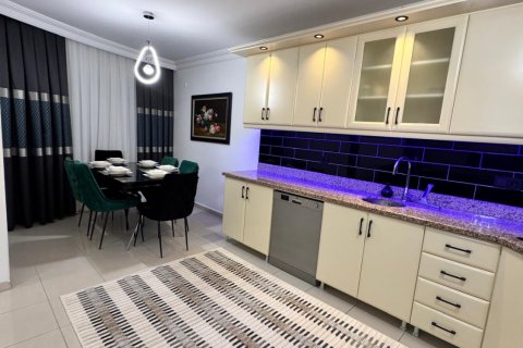 2+1 Lejlighed i Mahmutlar, Antalya, Tyrkiet Nr. 218171 - 3
