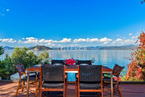 ویلا در  Fethiye ، ترکیه 3 خوابه ، 210 متر مربع.  شماره 221614 - 25