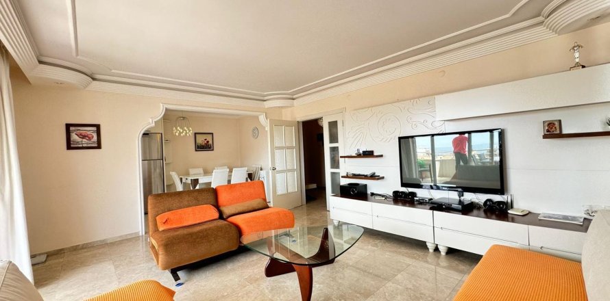 2+1 Lejlighed i Mahmutlar, Antalya, Tyrkiet Nr. 216055