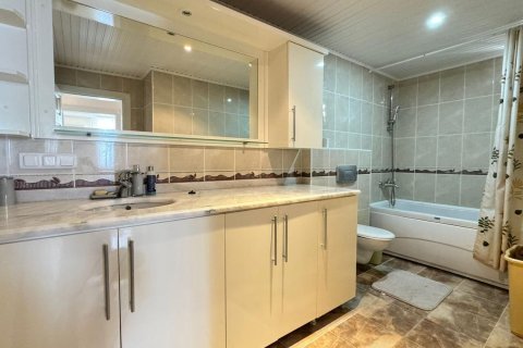2+1 Lejlighed i Mahmutlar, Antalya, Tyrkiet Nr. 216055 - 24