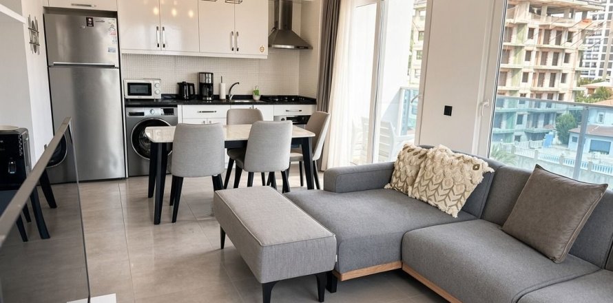 2+1 Lägenhet  i Mahmutlar, Antalya, Turkiet Nr. 237810