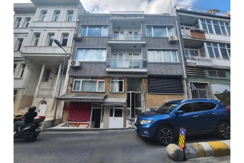 1+1 Apartment in Besiktas, Istanbul, Turkey No. 215812