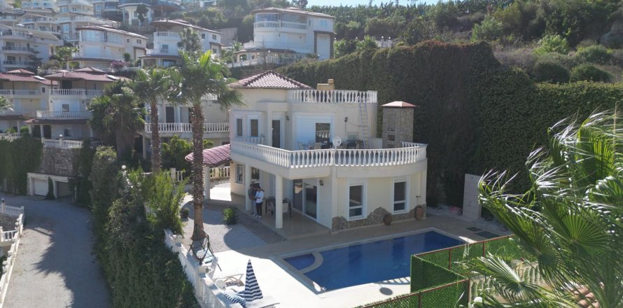 Villa  3+1  Alanya, Antalya, Türkiye №216816