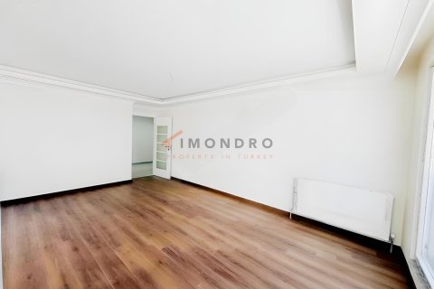 Продажа квартиры  в Ускюдар, Стамбуле, Турция 3+1, 110м2, №237801 – фото 3