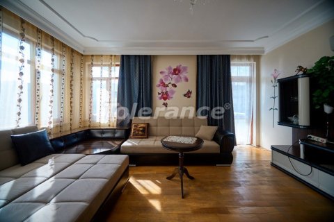 Продажа квартиры  в Анталье, Турция 3+1, 135м2, №237805 – фото 9