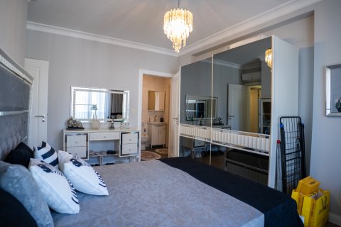 Продажа квартиры  в Кадыкёе, Стамбуле, Турция 4 комн., 115м2, №226035 – фото 16