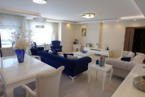 آپارتمان در  Kestel ، ترکیه 240 متر مربع.  شماره 96271 - 2