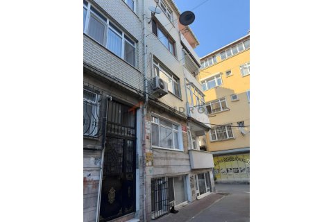 3+1 Apartment  in Fatih, Istanbul, Turkey No. 227261