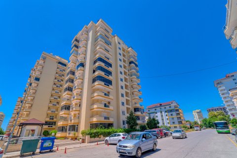 2+1 Apartment  in Mahmutlar, Antalya, Turkey No. 226399
