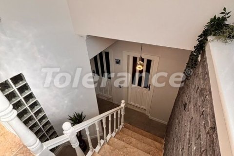 آپارتمان در  Antalya ، ترکیه 2 خوابه ، 2 متر مربع.  شماره 232204 - 16