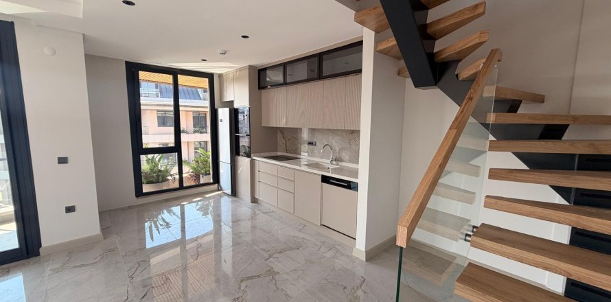 2+1 Takleilighet  i Alanya, Antalya, Tyrkia Nr. 237463