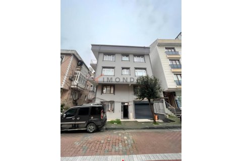 2+1 Apartment  in Avcılar, Istanbul, Turkey No. 227448