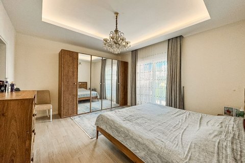 Продажа квартиры  в Оба, Анталье, Турция 4+1, 195м2, №219947 – фото 8