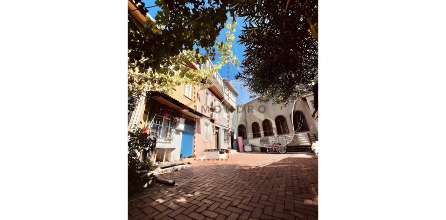 3+1 Lägenhet  i Fatih, Istanbul, istanbul, Turkiet Nr. 227099