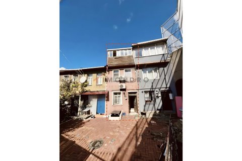 3+1 Lägenhet  i Fatih, Istanbul, istanbul, Turkiet Nr. 227099 - 2