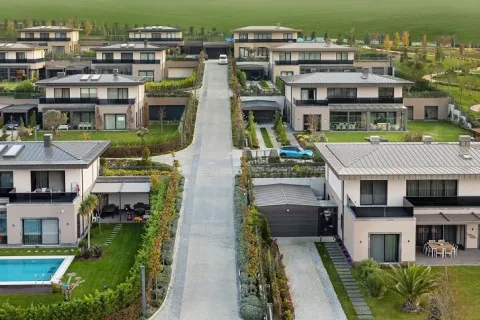 3+1 Lejlighed  i Aksu, Antalya, Tyrkiet Nr. 224102