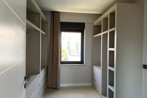 Apartment for sale  in Turkey, 4 bedrooms, 280m2, No. 224097 – photo 2