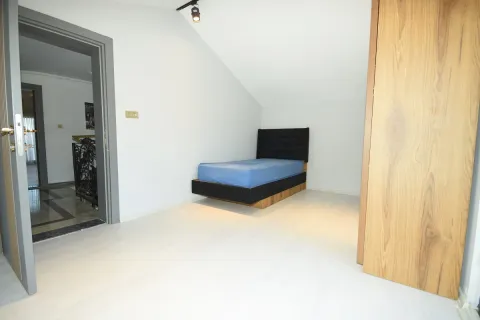 7+1 Leilighet  i Alanya, Antalya, Tyrkia Nr. 224098 - 2