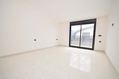 2+1 Lägenhet i Alanya, Antalya, Turkiet Nr. 216616 - 8