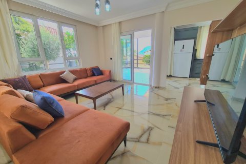 ویلا در  Alanya ، ترکیه 2 خوابه ، 130 متر مربع.  شماره 216620