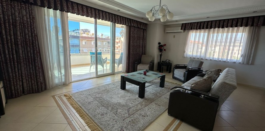 Daire  2+1  Oba, Antalya, Türkiye №218117