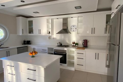 Apartment for sale  in Cikcilli, Antalya, Turkey, 4 bedrooms, 240m2, No. 214866 – photo 3