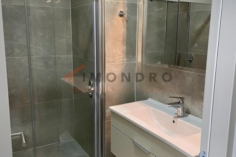 1+1 Wohnung in Sariyer, Istanbul, Türkei Nr. 228966 - 21
