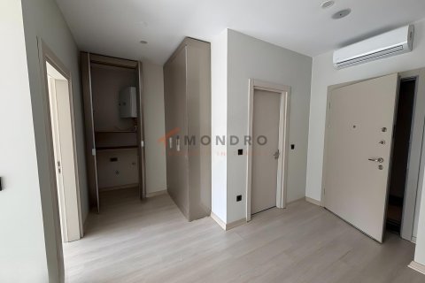 1+1 Wohnung in Sariyer, Istanbul, Türkei Nr. 228966 - 4