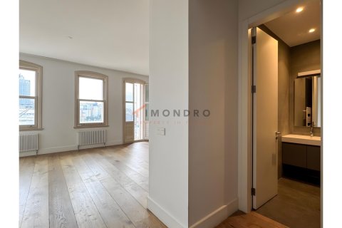 Apartment for sale in Beyoglu, Istanbul, Turkey, 2 bedrooms, 152m2, No. 221845 – photo 9