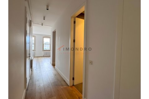 Apartment for sale in Beyoglu, Istanbul, Turkey, 2 bedrooms, 152m2, No. 221845 – photo 8