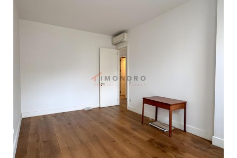 Apartment for sale in Beyoglu, Istanbul, Turkey, 2 bedrooms, 152m2, No. 221845 – photo 18