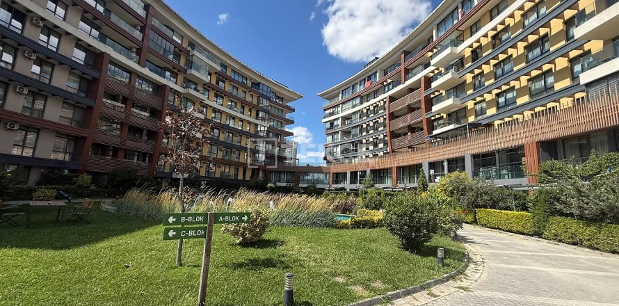 2+1 Leilighet i Bueyuekcekmece, Istanbul, Tyrkia Nr. 237927