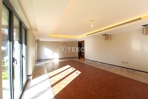 5+1 Leilighet i Istanbul, Tyrkia Nr. 215690 - 12