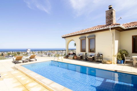 3+1 Villa in Girne, Nr. 211816