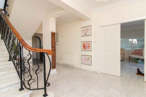 Продажа виллы  в Гирне, Северный Кипр 5 комн., 536м2, №211812 – фото 5