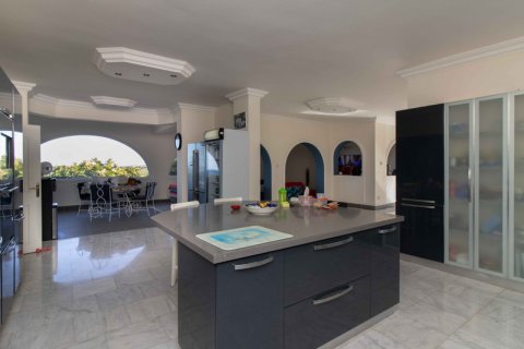 Продажа виллы  в Гирне, Северный Кипр 5 комн., 536м2, №211812 – фото 4