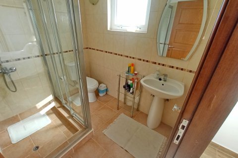 Villa for sale in Girne, Northern Cyprus, 4 bedrooms, 400m2, No. 211813 – photo 23