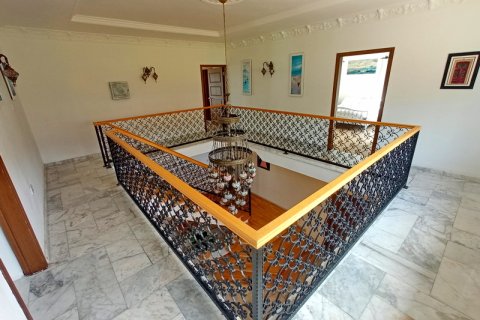 Villa for sale in Girne, Northern Cyprus, 4 bedrooms, 400m2, No. 211813 – photo 19