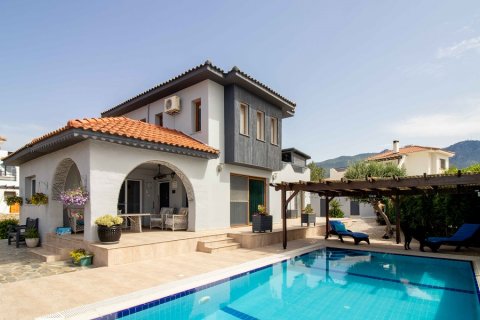 Villa 3+1 Girne, №211818