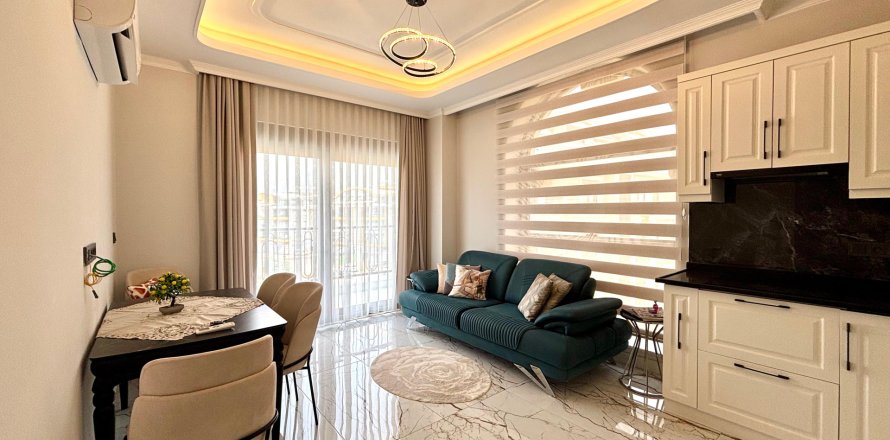 1+1 Apartment in Oba, Antalya, Turkey No. 218236